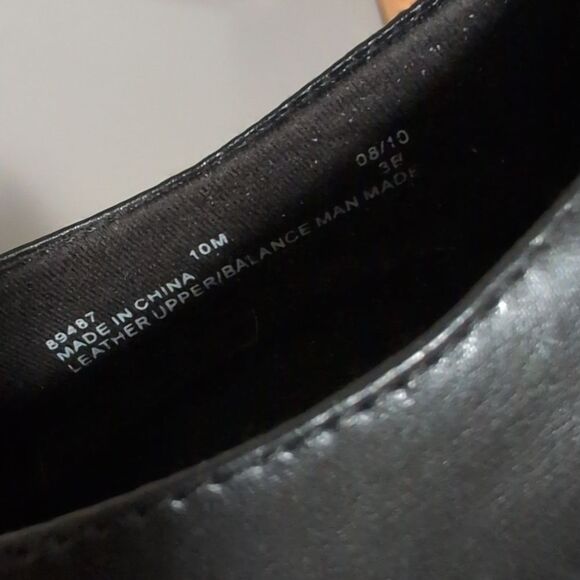 Clarks Shoes Partridge Slip On Black Leather Casual Pleated 89487 size 10M - Picture 2 of 10